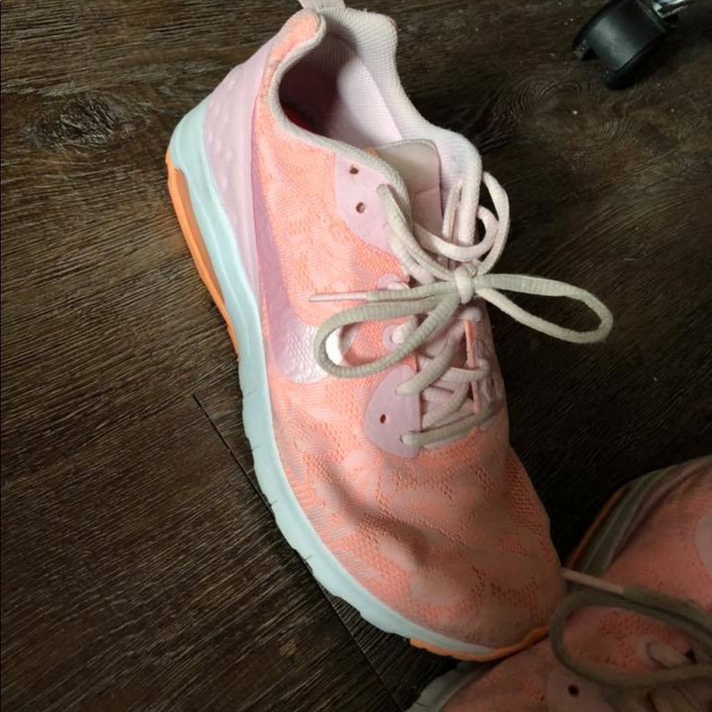 Nike shoes